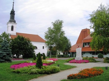 Ferienhäuser in Balatonszárszó